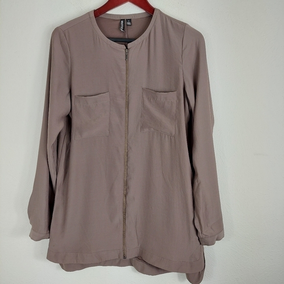 Valette Brown Silky Light Weight Layering Jacket or Tunic Zip Front Pockets EUC. - Picture 2 of 9